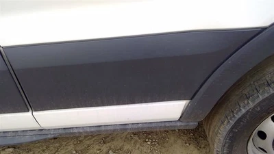 FORD TRANSIT 250 CARGO  143" WB  2018 LEFT REAR Quarter Moulding 479488 - Image 1 of 4
