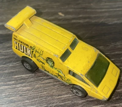 Hot Wheels Spoiler Sport Van 1976 Incredible Hulk Amarillo Marvel Modelo Diecast  Foto 1 de 4
