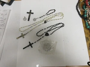 Costume  Jewelry , Vintage , Religious , Lot of 6 Pieces John Cardinal Krol Coin - Picture 1 of 12
