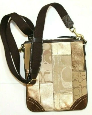 Bolsa tiracolo Coach Patchwork Swingpack carteiro - Imagem 1 de 4