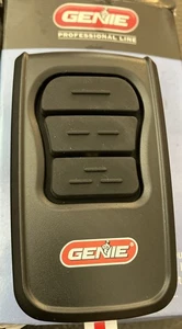 Genie Master 3 Tasten Fernbedienung - GM3T-R - Bild 1 von 3