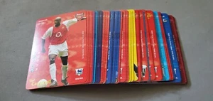 JUEGO BASE DE 80 CARTAS PREMIER WOTC SUBBUTEO CAMPEONES DE FÚTBOL 2002-03 SIN LÁMINA - Imagen 1 de 2