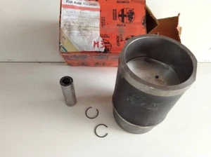 Piston & Liner for Alfa Romeo 155 60778500 OEM - Picture 1 of 3