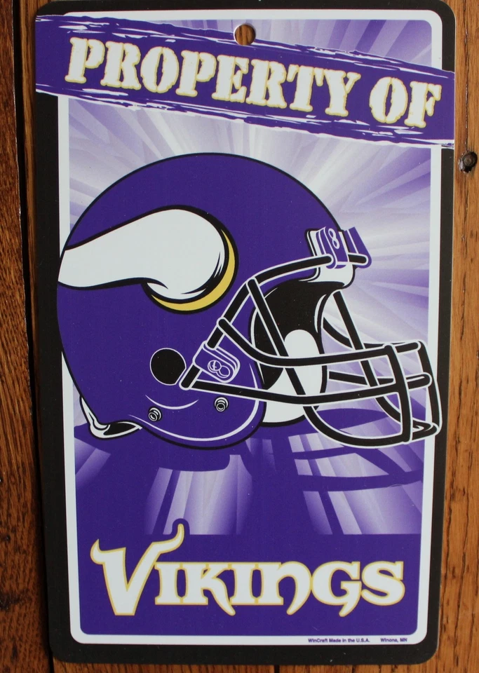Letrero de propiedad con licencia de los Minnesota Vikings decoración de plástico liga de fútbol americano Foto 1 de 1
