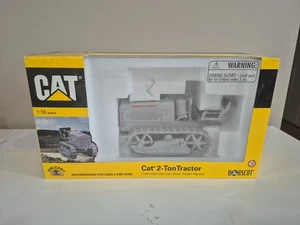 Norscot Caterpillar 2 Ton Track Type Tractor 1:16 Scale Open Box - Picture 1 of 5