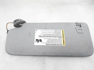 Chevrolet Blazer 2019-2022 interior del lado derecho del pasajero parasol gris 84847277 Foto 1 de 4