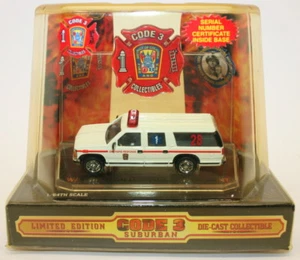 Code 3 Classics 1/64 Scale Model 12374 Washington DC Fire Dept Suburban Vehicle - Bild 1 von 2