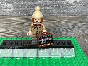 LEGO CMF HARRY POTTER 2 FRED WEASLEY MINIFIGURE W/ BASEPLATE COMPLETE - Picture 1 of 1