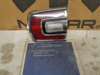Luz trasera izquierda Plymouth Belvedere Satellite Roadrunner 1968 Foto 1 de 4