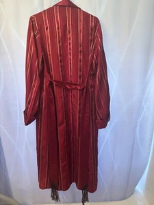 VINTAGE Men’s Red Satin Robe / Smoking Jacket By BRENT - Large - Picture 1 of 5