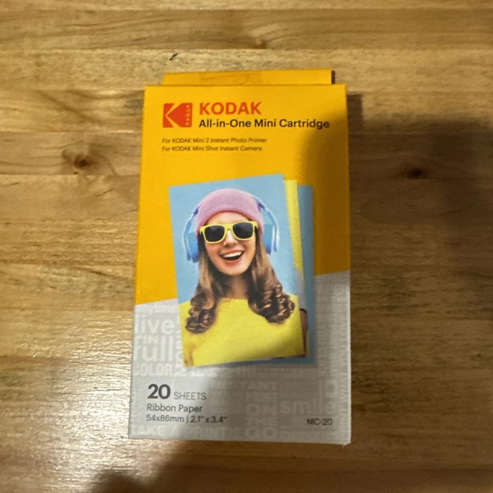 KODAK All-in-One Mini 2 Photo Printer Cartridge 20 Sheets 54x86mm Paper KOD-MC20 - Image 1 of 2