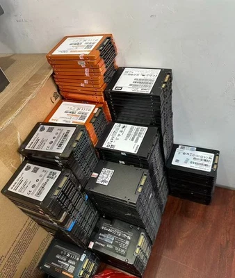 Lot 20Pcs 2.5in SSD Solid State Drive 120/128GB(Random) Laptop Desktop PC - Image 1 of 4