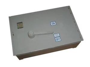 MARTELLO TAGLIABORDI FDPW326R 600A 250V 3Ph 200K USATO - Foto 1 di 1