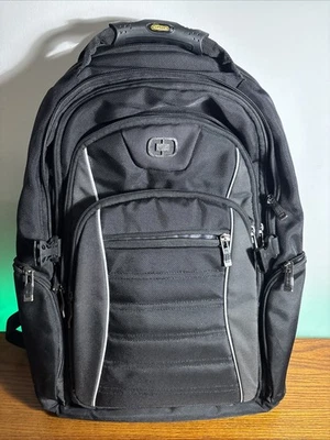 Mochila de viaje Ogio TP-EZ9 Technologio 670115 LPS Checkpoint Friendly Tech Foto 1 de 4