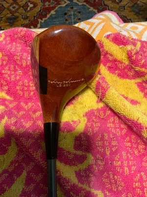 New Hiro Honma LB -280 Persimmon 3 Wood, Regular Shaft - Image 1 of 4