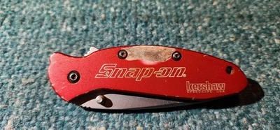 Navaja de Bolsillo Plegable Roja Kershaw Snap-On 1620RDSO ¡Diseño Ken Onion! Marca de molienda. Foto 1 de 4