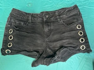 Blackheart Black Short Shorts Size 7 Mid Rise - Imagen 1 de 3