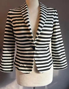 NWT Candie's Black White Striped Blazer - Size M - Picture 1 of 4