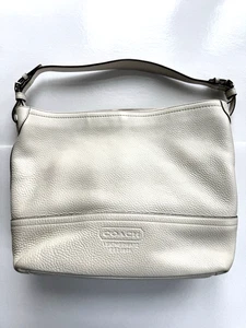 Vintage Coach CREAM Pebbled Hobo Leather Shoulder Bag - Picture 1 of 22