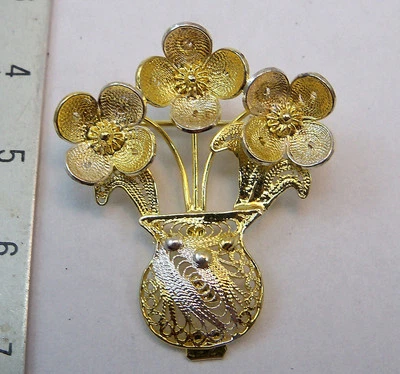 SPILLA IN FILIGRANA ARGENTO PLACCATA ORO . SILVER BROOCH FLOWER SHAPE GOLD PLATE - Immagine 1 di 4