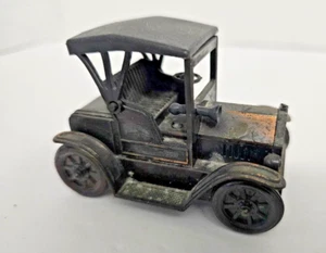 Sacapuntas de metal cobre mini juego de escritorio vintage 1917 modelo T Ford coche automático - Imagen 1 de 6