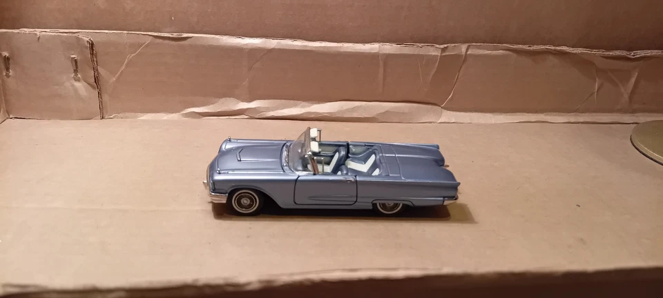 franklin mint 1/43 ford T-Bird 1958 - Photo 1/4