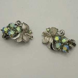 Vintage Strass Ohrringe silberfarben grün AB Blätter Trauben Clip On - Bild 1 von 6