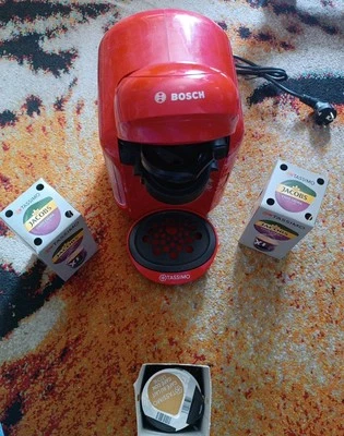 Tassimo Bosch Rot + 2x Café Crema Packungen  - Bild 1 von 3