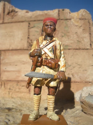 COLLECTION SOLDATS:  Le TIRAILLEUR SENEGALAIS,  France  , 1940   no 22 - Photo 1/2