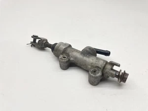 2007 Suzuki GSXR 750 Rear Brake Master Cylinder 69600-01H00 OEM GSXR750 GSXR600 - Picture 1 of 2