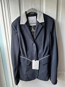 Grand Prix LDS Premio Roma Riding Show Jacke Mantel NVY/GRY Neu mit Etikett 2024 Gr. 36 - Bild 1 von 9