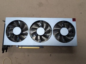 AMD Radeon VII 16GB GDDR6⚠️ NonWorking ⚠️ - Picture 1 of 6