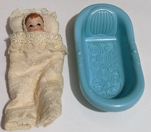 Fisher Price Loving Family Dollhouse Furniture Baby Nursery Blue Bathtub + Doll - Picture 1 of 6