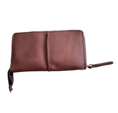 Vagabond Traveler Brown Leather Wallet Organizer Clutch Travel Accessories  - Image 1 of 4