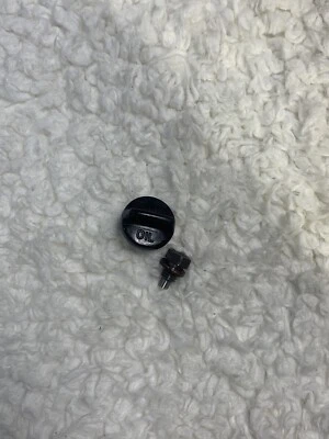 Tornillo de perno de tapón de drenaje magnético OEM usado y tapa de llenado de aceite para KTM 105 SX 04-11 Foto 1 de 3