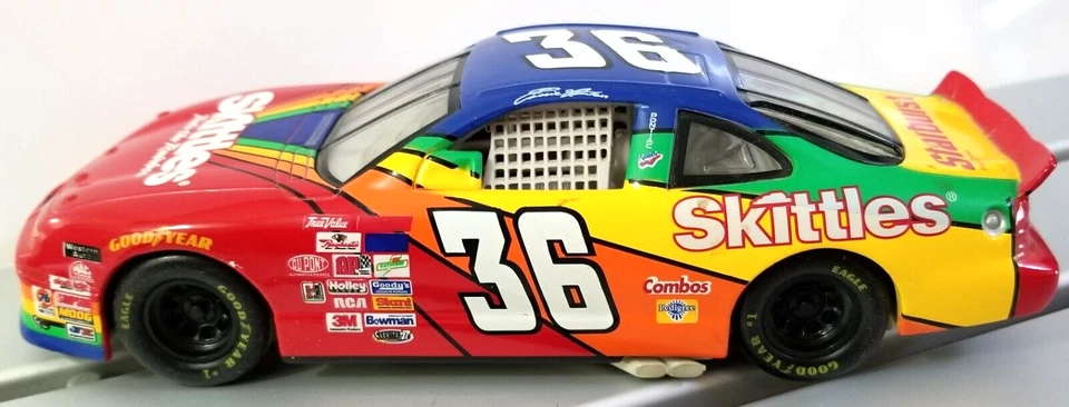 Hot Wheels 1997 NASCAR DIECAST 1:24 #36 ERNIE IRVAN SKITTLES PONTIAC GRAND PRIX Foto 1 de 4