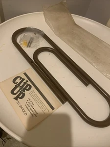 Vintage neu aus altem Lagerbestand Syroco Clip Up Jumbo Büroklammer Wand Brief Notiz Halter 15"x4,5" braun - Bild 1 von 8