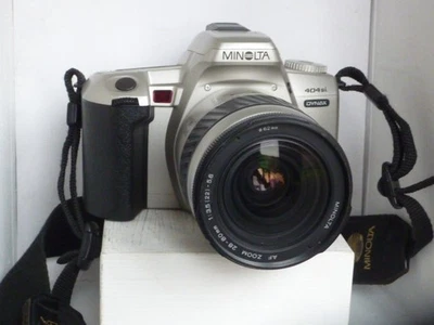 Minolta Dynax 404si 35mm SLR camera - Image 1 of 4