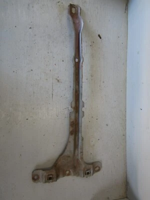 Ford F150 F250 F350 1992-1997 radiador de motor de gasolina/soporte de soporte central. OEM Foto 1 de 4