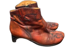 Think! Boots Booties Women Size 9.5 Leather Comfort Ankle Zip Artsy Germany 40EU - Picture 1 of 9