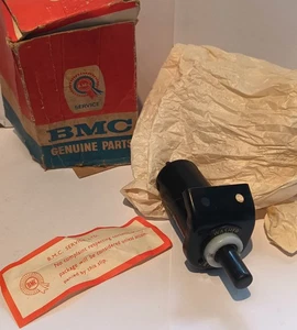 BOMBA LAVADORA CLÁSICA BMC MINI COOPER HORNET ELF WINGARD + SOPORTE NUEVO STOCK ANTIGUO - Imagen 1 de 4