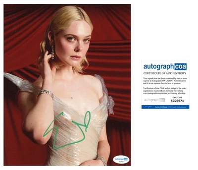 Elle Fanning AUTOGRAPH Actress Signed 10x8 Photo ACOA - Image 1 of 3