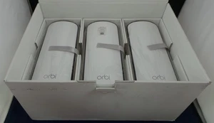 NETGEAR Orbi 970 Series BE27000 Quad-Band Mesh Wi-Fi 7 System (3-pak) RBE973S - Zdjęcie 1 z 5