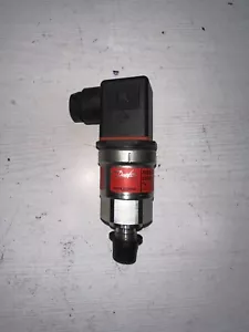 DANFOSS PRESSURE CONTROL SENSOR MBS 3050 060G3894 (0 To 50 Bar) - Picture 1 of 6