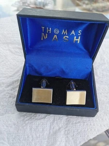 Thomas Nash Gold Cufflinks. Boxed. Square / curved. - Picture 1 of 2