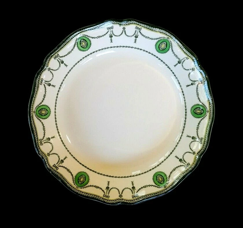 Beautiful Royal Doulton Countess Green Rim Soup Bowl Circa 1920 - Image 1 of 3