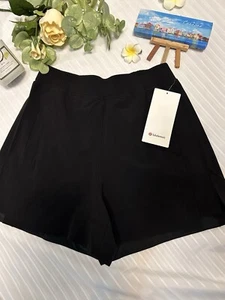 NUEVO $88 Pantalón Corto Lululemon Tejido Elástico Calce Relajado HR 4" - Negro - Talla M - Imagen 1 de 10