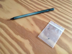 iPad stift | Voll funktionsfähig | Mit 2 Ersatzminen - Bild 1 von 3