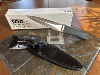 Cuchillo de Bota SOG Pentagon S14 De Colección - Daga y Funda Seki Japón Nuevo de Lote Antiguo Foto 1 de 4