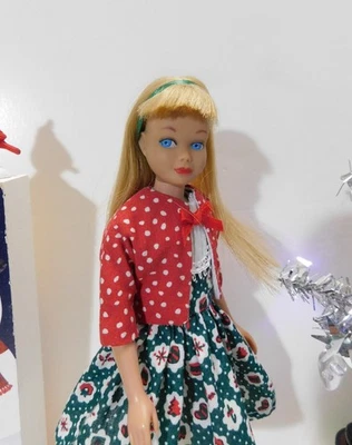 ÚNICO Vestido y Chaqueta Nieve Navidad Estilo De Colección Hechos a Mano para Patrón de 9". Cartera. SIN muñeca Foto 1 de 4